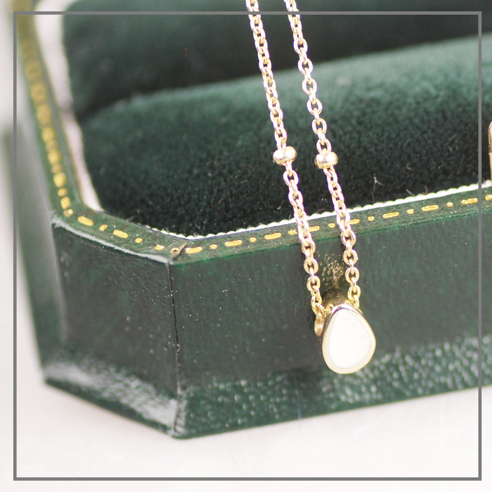 Collier Moedermelk Center Druppel Goud