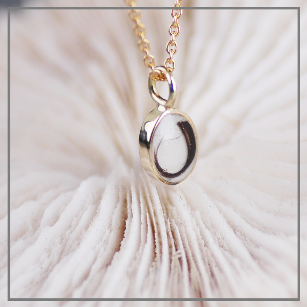 9K Moedermelk Collier Amos Oval