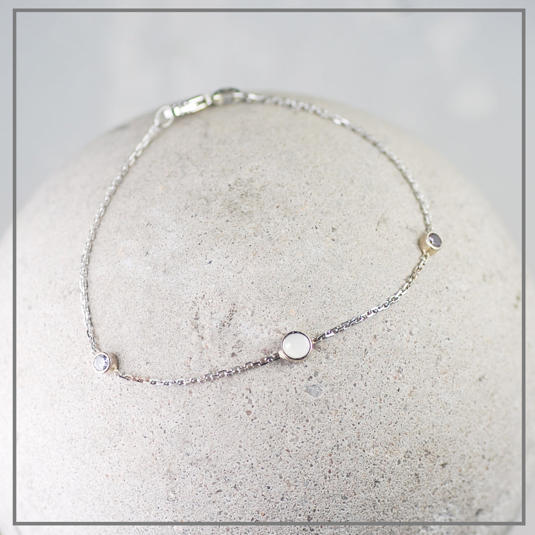 Moedermelk Armband Minimal in Witgoud met 2 Geboortestenen